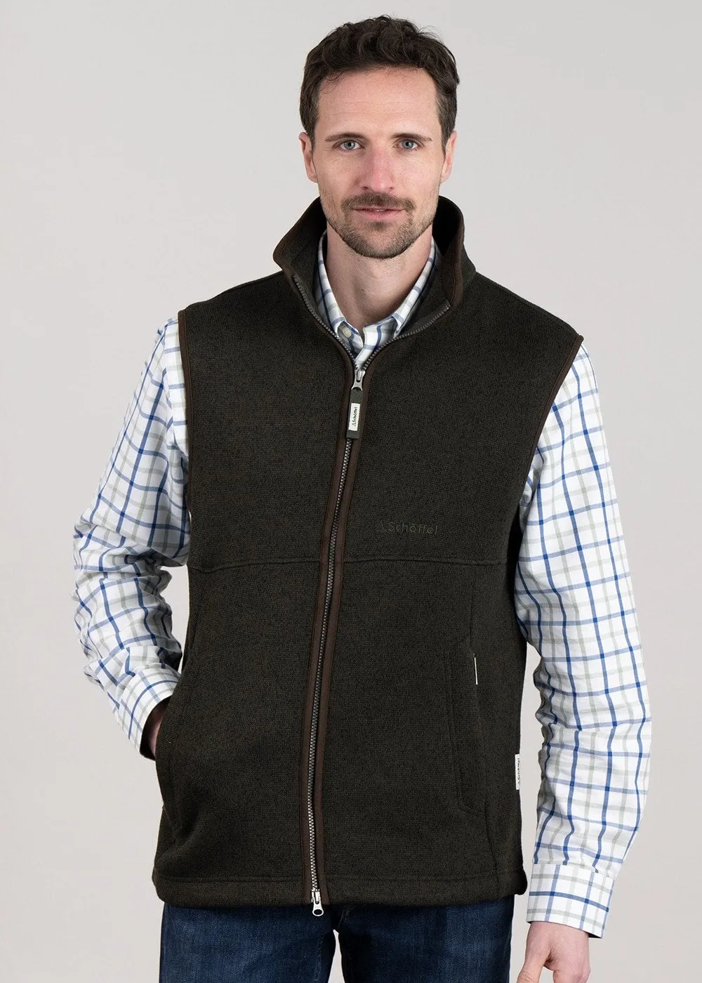 Ashton Gilet