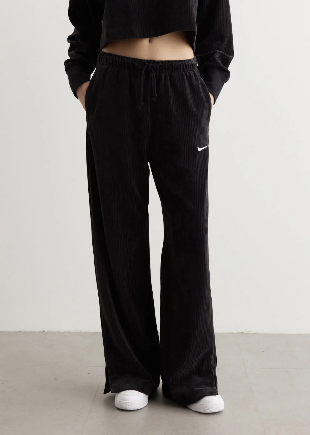Wide Leg Velour Pant